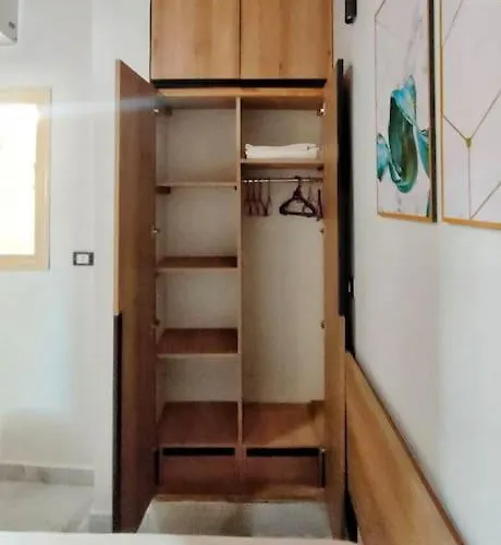 Modern 1 Bedroom House , Assalah , 1 Min To Sea